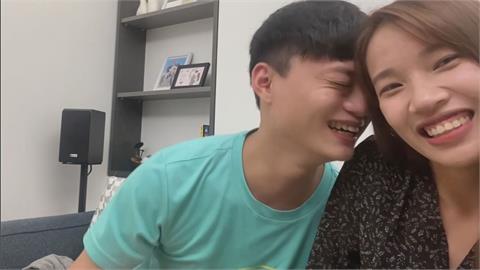 越南人妻新婚不久就懷孕　台灣尪見「2條線」感動淚喊：我要當爸爸了
