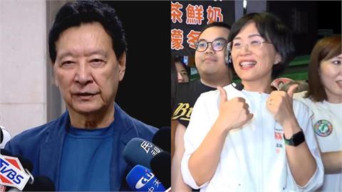 蘇巧慧超猛「喊1句趙少康震撼淪陷」！猛變臉「當眾搶話熱聊」網笑翻：好暈