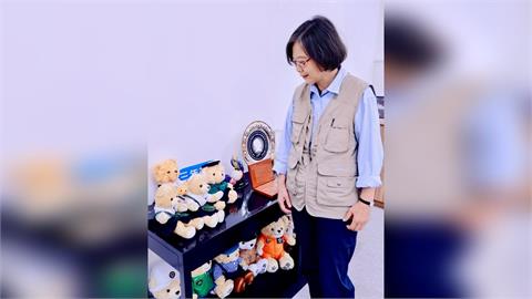 快新聞／蔡英文「曬娃」！北一、中山熊同框亮相　網喊：小英需要娃包了