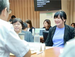 伍麗華籲偏鄉教育拋棄菁英主義　強調制度應扶持在地耕耘教師