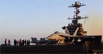 川普派機空襲軍事據點　胡塞組織襲擊美國航母回應