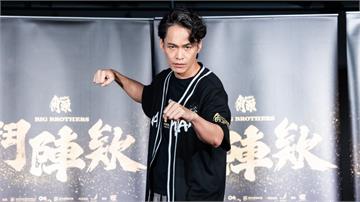 黃鐙輝從影最大尺度！和20位AV演員拍片 超怕老婆看到：想送她出國