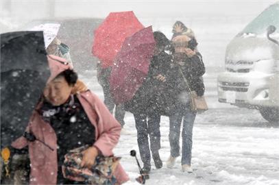 日本北海道降雪影響　新千歲機場除夕航班21架取消、117架延誤
