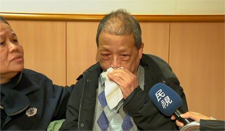 三重民宅倒塌！周邊住戶驚恐逃命　78歲江爺爺掛尿袋撤離