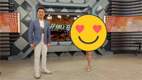 民視推出全新節目《挑戰新聞》！何文堯攜手「搭檔」絕美真面目曝光