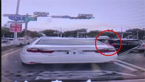 高雄街頭傳烏龍擄人案　朋友車內起衝突被誤會
