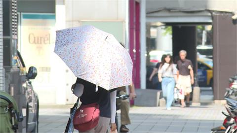 西太平洋海面「三颱共舞」　樺加沙估以中颱之姿逼近台灣