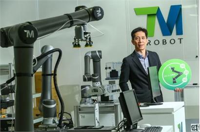 光碟機老將3年大翻身！達明機器人「開眼」機械臂搭AI模型　如何穩居全球市占老二？