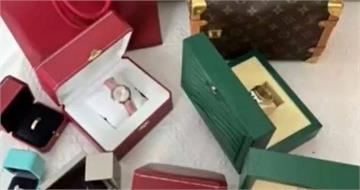 15歲女為買新手機　偷拿家長59萬奢侈品「賤賣4萬」！媽反應被酸爆