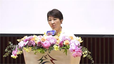 盧秀燕兩天連說9次總統府棄單　網友痛批：做賊喊抓賊