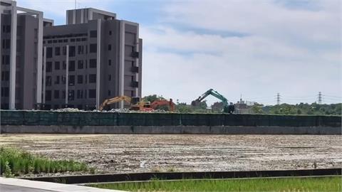 萬美玲家族操盤？　"遭控買房綁農地"　廣川建案涉違規停車場急拆除