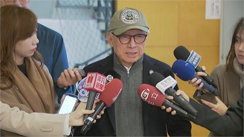 快新聞／呼籲藍營群眾支持大罷免　曹興誠：不要再支持「假藍真紅」的國民黨
