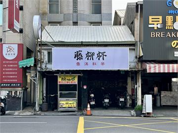 台灣人就愛諧音哏！台南飲料店「3字招牌甜到哭」全網笑翻：無極限了