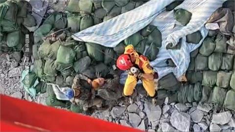 空勤總隊吊掛救援和仁礦區礦工　脫困工人：落石多像子彈