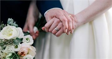 穩交10年拒結婚　35歲女嘆「女生婚後很慘」：不想要下班都像上班