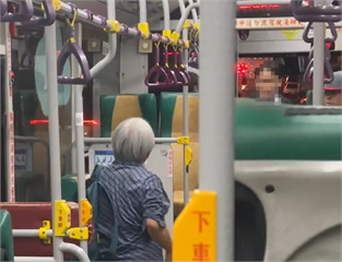 【有片】龍潭7旬婦搭公車暴怒 與司機吵架場面超火爆