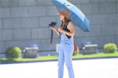 台灣各地高溫顯著　氣象專家提醒：今天仍熱！明日更熱
