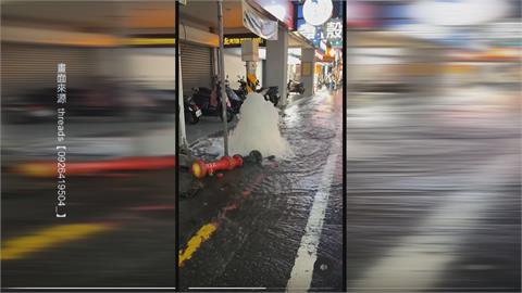 馬路現噴泉！台南5旬男疑疲駕上路　消防栓遭撞斷、波及3機車