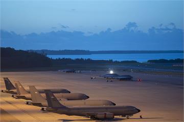 德黑蘭證實向印度洋英美基地發射彈道飛彈　普丁稱「和伊朗站在一起」