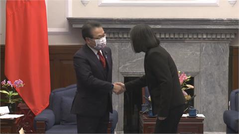 台灣兵役延長為1年　獲國際媒體肯定讚賞
