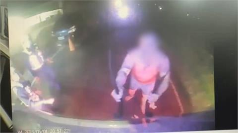 酒後爆衝突！醫護到場包紮　醉男突拆救護車雨刷作勢攻擊