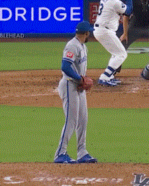 MLB(影)／這合法嗎？皇家後援假動作「投、打都抖了一下」網吵翻：犯規了吧？