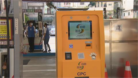 明明沒省多少錢「為何機車要用自助加油」？內行人列3優點全說了