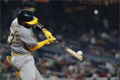 MLB(影)／運動家捕手首度扛第一棒就一鳴驚人　演出單場3響砲創歷史
