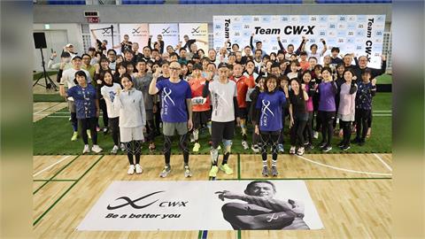 棒球／52歲「朗神」依舊神！自曝訓練強度比選手時期更強驚呆眾人