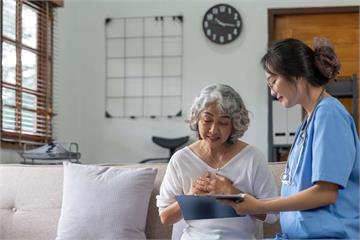 推動在宅醫療欠缺非醫師 蔡壁如：而是一套完整的家庭照護制度