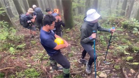 嘉義、高雄交界祕境瀑布遊玩失聯　搜救員在岩石旁發現溺斃男