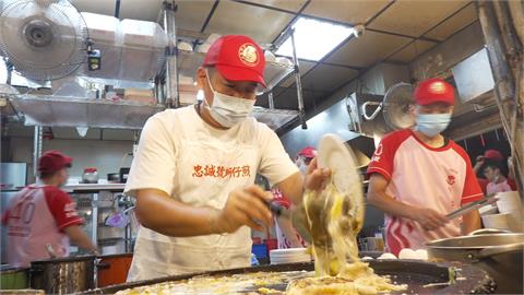 士林蚵仔煎名店日銷破千份　老闆曝創業時賠光所有積蓄