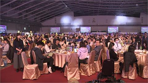 年營收衝破7千億！　華碩尾牙席開820桌　最大獎汽車開回家