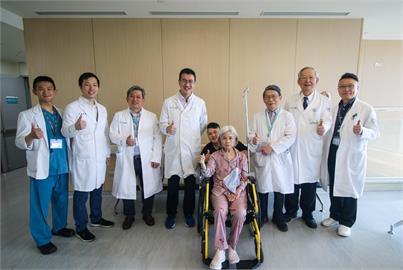 6旬婦再度中風！動2手術後康復出院