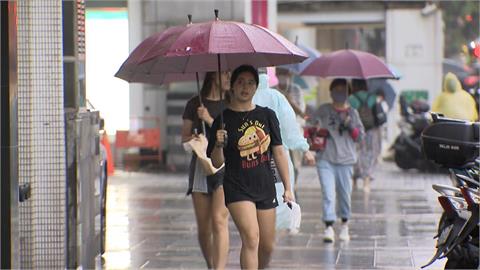 小犬颱風拖泥帶「水」！深夜狂炸10縣市　氣象署曝國慶連假天氣型態