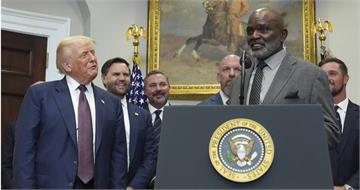 川普重啟「總統體能測驗」！前NFL球星獲任命委員　性犯罪紀錄惹議
