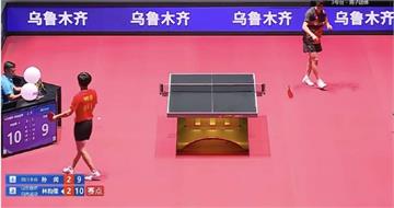 遭林昀儒「讓2追3」告負後怒摔球拍　陸選手被官方停賽1輪：違體育精神