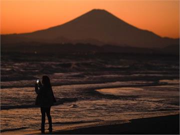 富士山被遮蔽　居民炸鍋！　東京「富士見大道」住宅大樓整棟拆