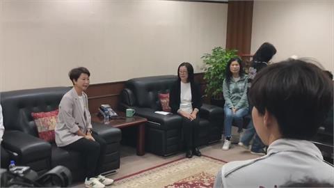 拚團結！　陳亭妃訪台南市議會　拜會議長邱莉莉