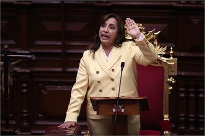 秘魯總統欲解散國會反遭罷免　副總統成史上第一位女總統