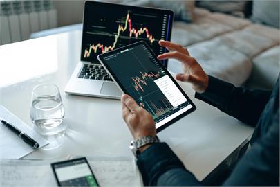 歐盟批准對美報復性關稅 STOXX600指數通週下跌1.9%