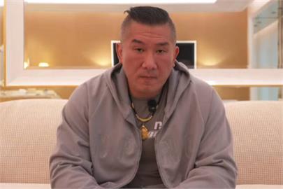 快新聞／搞兩國論？館長赴澳門直播稱「出國」下秒急改口　慌張神情全入鏡