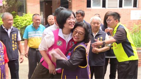 新北市長前哨戰！母親節蘇巧慧、黃國昌拚場尬人氣