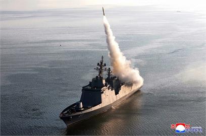 北韓最新驅逐艦首試武器系統　金正恩下令配備核武