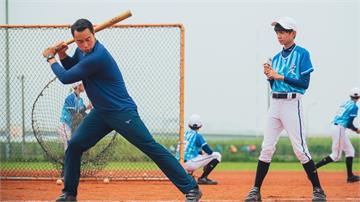 張孝全變棒球教練！當爸後渾身父愛 自曝「凶的時候也是蠻凶的」