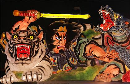 青森睡魔祭週末登場 工匠特製「金魚燈籠」替巴奧選手打氣