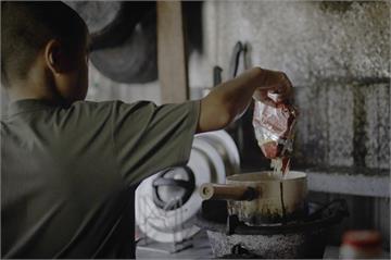 母罹癌住山區鐵皮屋 點燃生命之火為弱勢孩童加菜