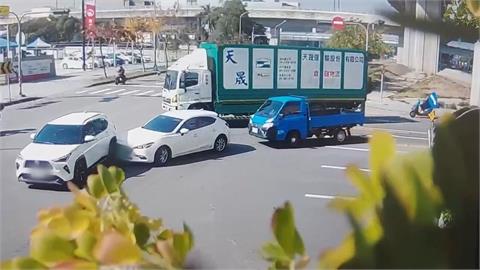 台中大雅3車連環撞　南屯行人遭左轉車撞飛