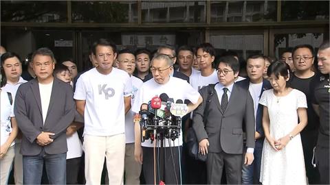 向前行(影)／柯文哲屢為「室友」抱屈？陳柏惟獻計：民進黨可幫成立「關懷小組」！