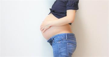 政院拍板人工生殖法修正草案！女同志、未婚女適用　脫鉤代理孕母